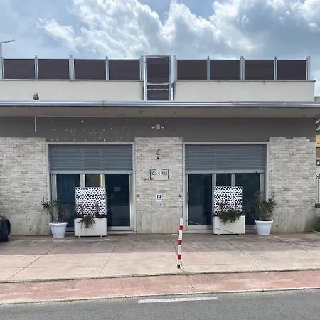 Morris Alloggi * ソラ